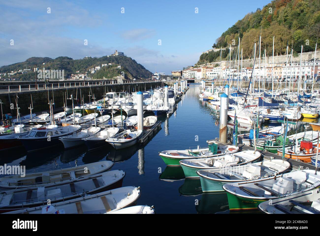 L'architettura e la natura di San Sebastian. E' un resort lussuoso con splendide spiagge e vecchi edifici. Foto Stock