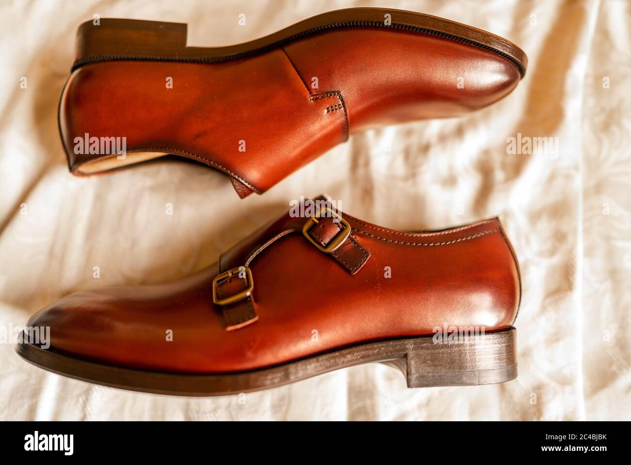 Scarpe eleganti e classiche da uomo, pelle marrone | Moda uomo | Shopping  online Foto stock - Alamy