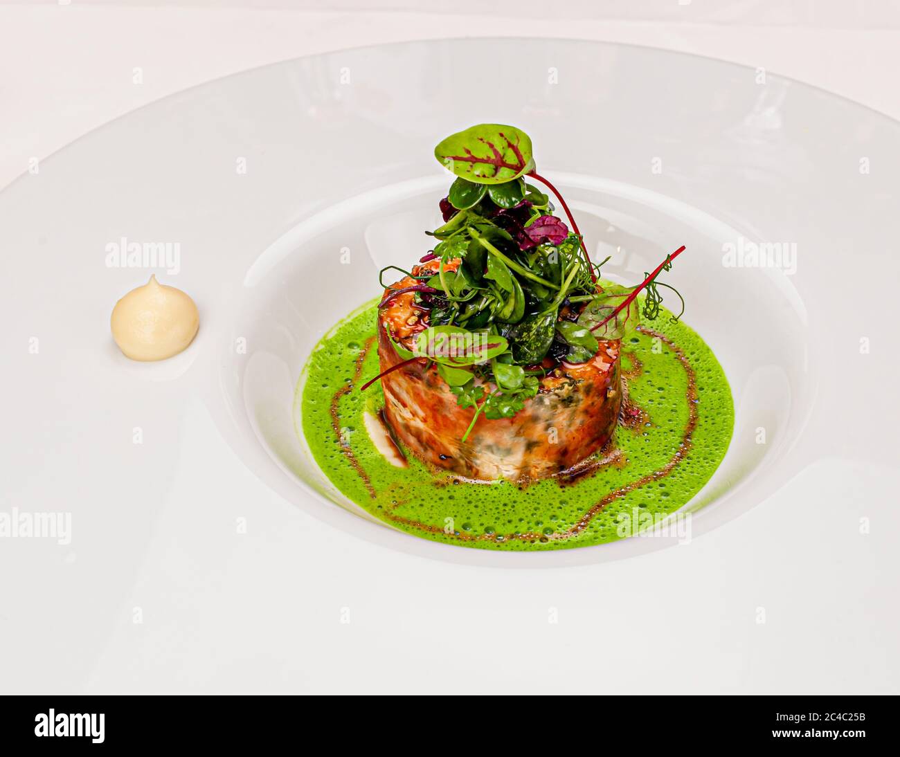 Piatto gourmet al Rheingau Gourmet Festival di Hattenheim, Eltville am Rhein, Germania Foto Stock