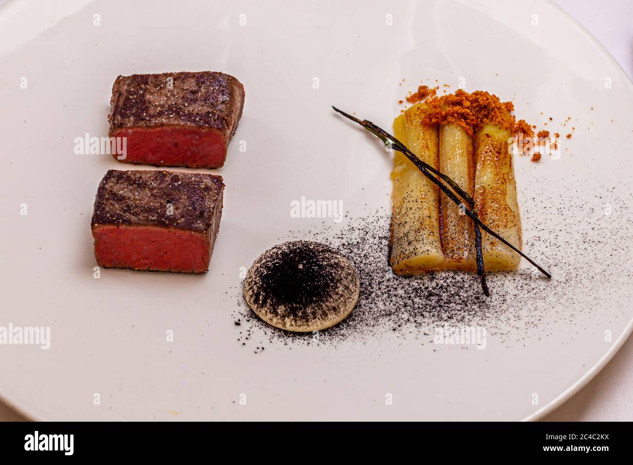 Piatto gourmet al Rheingau Gourmet Festival di Hattenheim, Eltville am Rhein, Germania Foto Stock