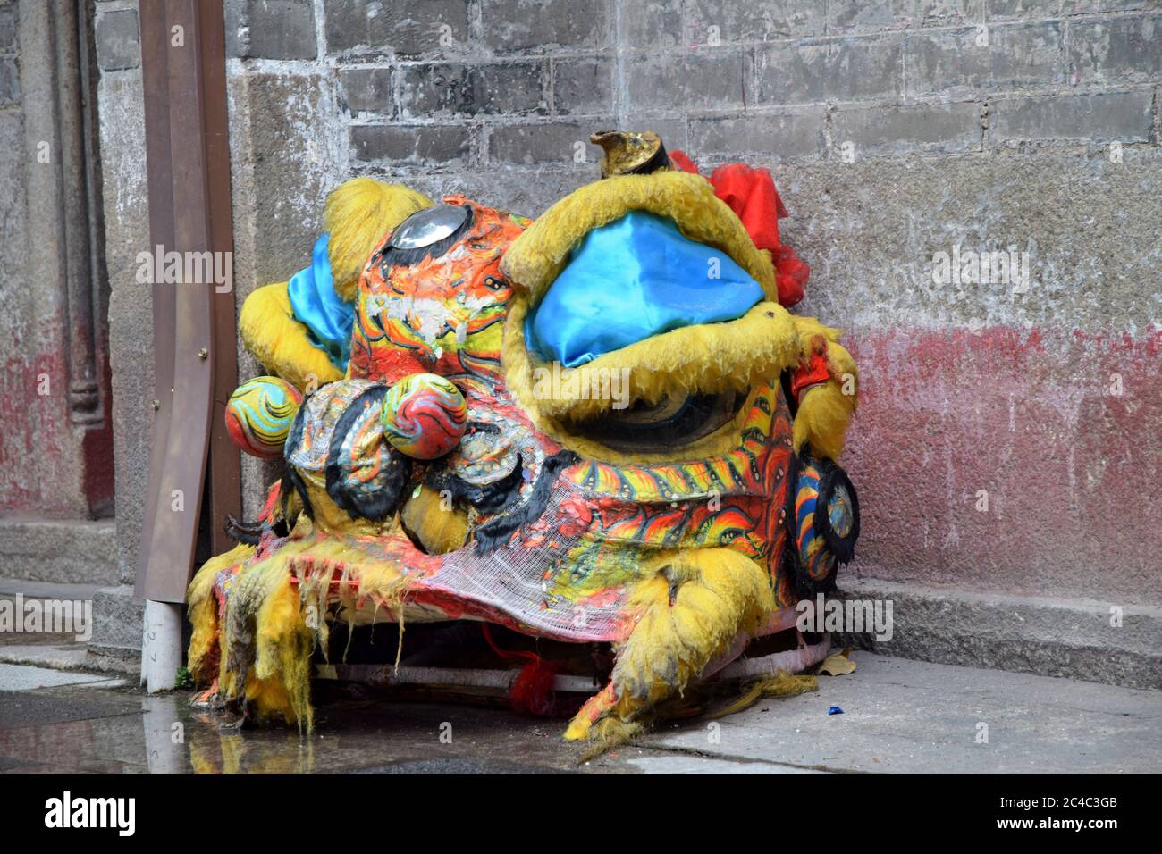 Leone´s testa, parte del costume che è usato nella danza leone, una forma di danza tradizionale nella cultura cinese principalmente arti marziali cinesi Foto Stock
