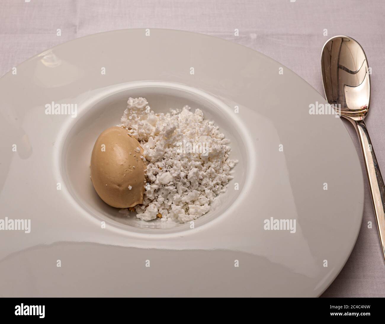 Piatto gourmet al Rheingau Gourmet Festival di Hattenheim, Eltville am Rhein, Germania Foto Stock