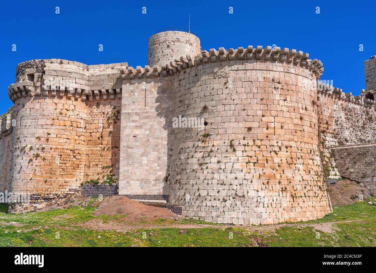 Castello dei Crociati Krak des Chevaliers, Castello dei Cavalieri, Qalaat al Hosn, (1140-1260), Siria Foto Stock