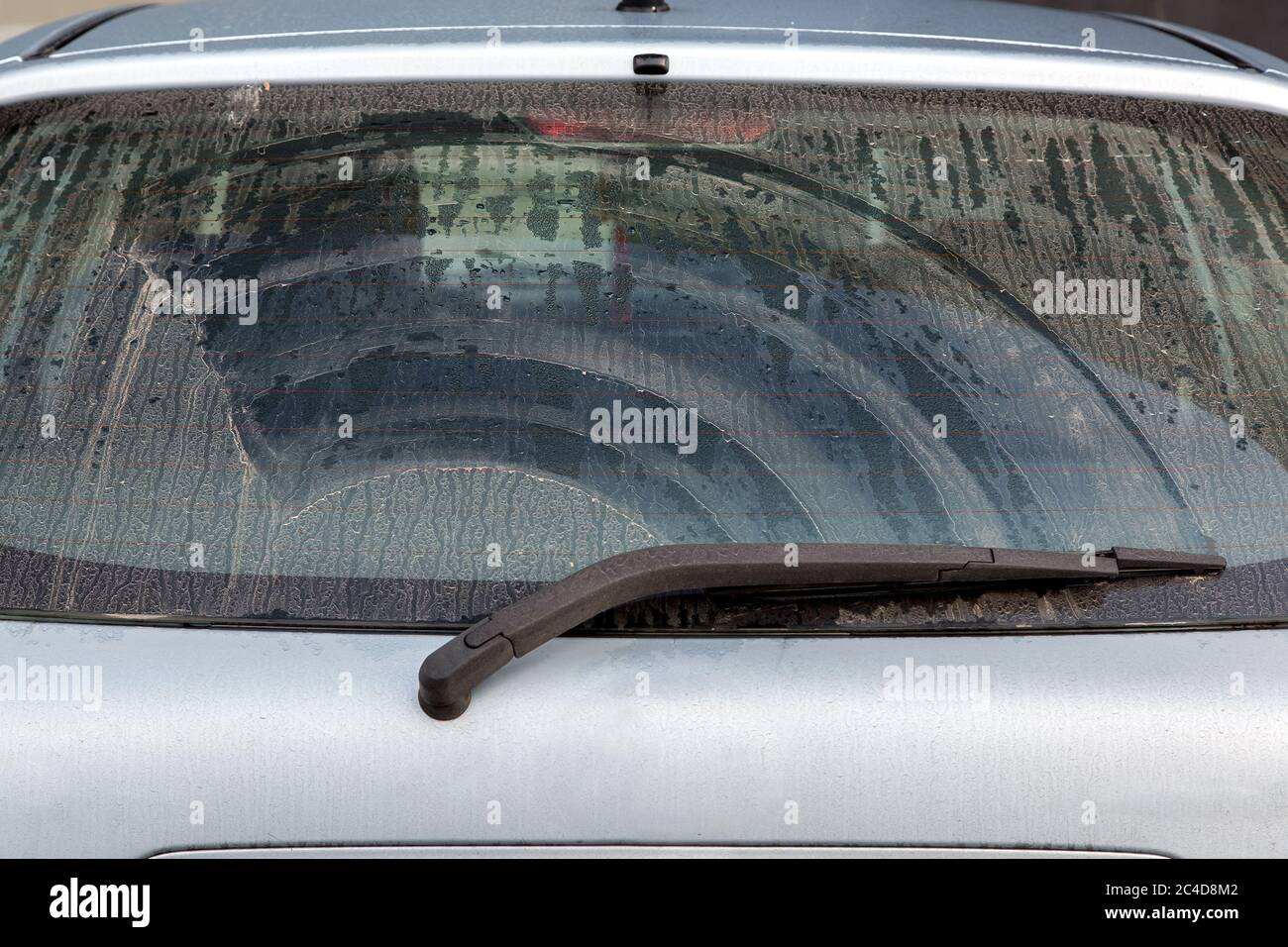 Dirty car window immagini e fotografie stock ad alta risoluzione - Alamy