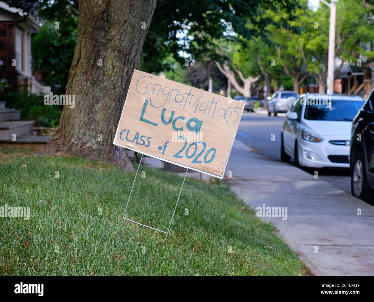 Mano madeYard segno che celebra la laurea di Luca a Ottawa, una realtà di Lockdown per la classe di 2020 Foto Stock