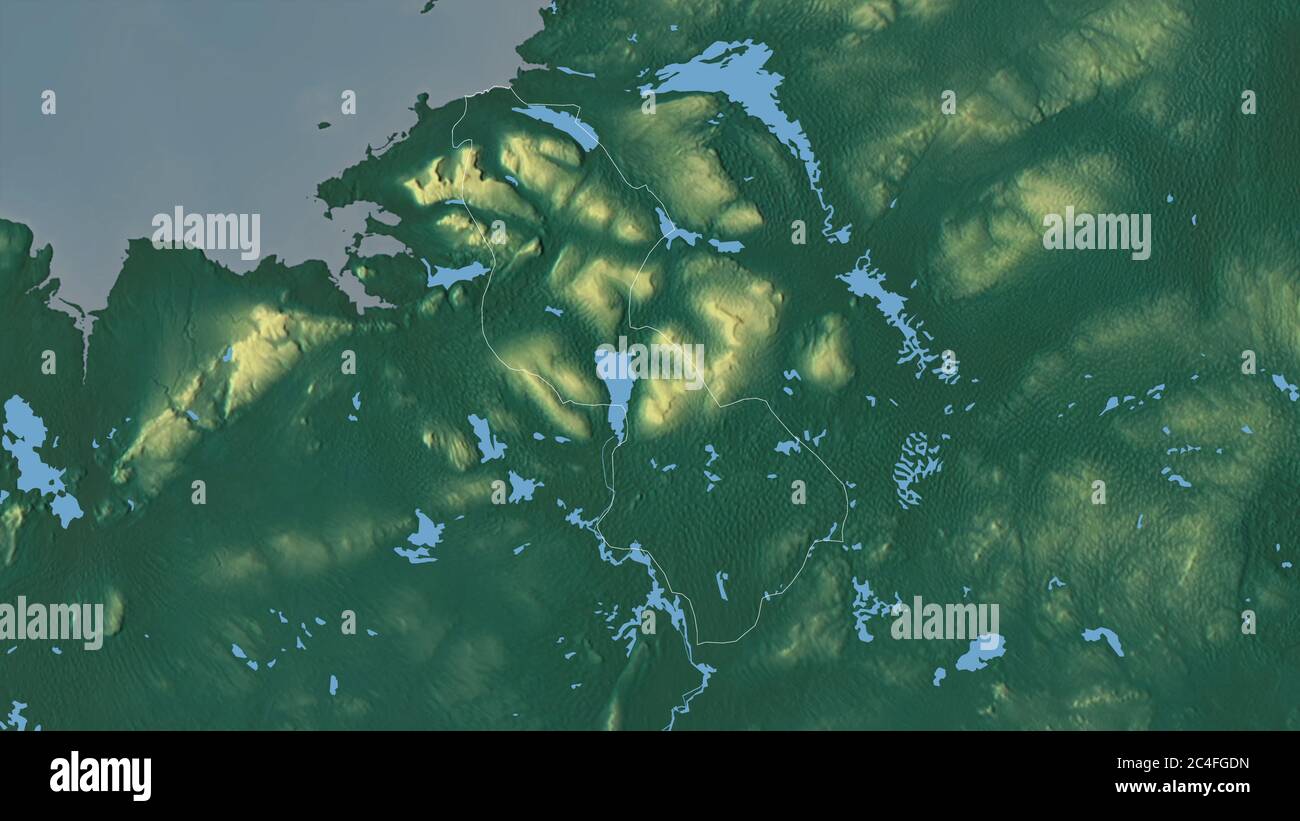 Leitrim, contea d'Irlanda. Rilievo colorato con laghi e fiumi. Forma delineata rispetto alla sua area di paese. Rendering 3D Foto Stock