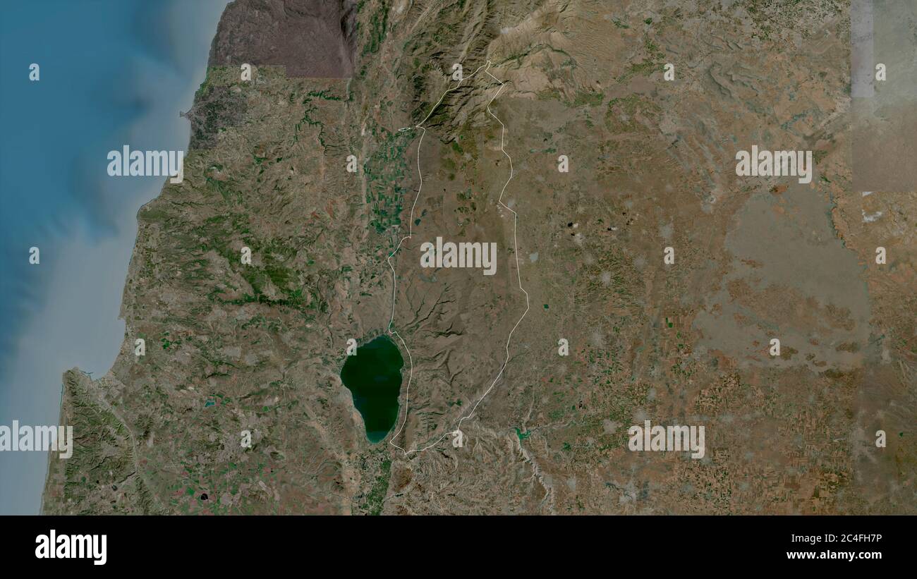 Golan, distretto di Israele. Immagini satellitari. Forma delineata rispetto alla sua area di paese. Rendering 3D Foto Stock