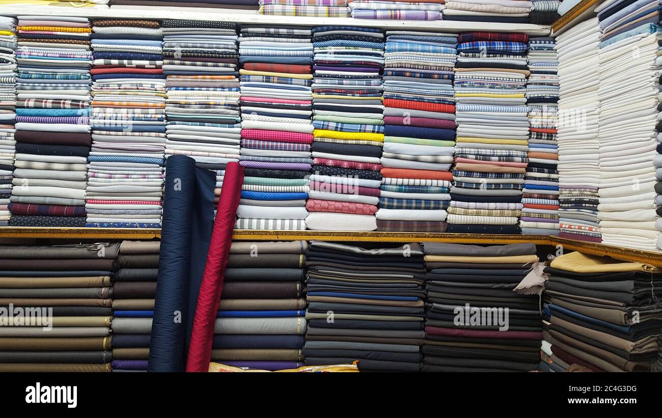 Rotolo negozio di stoffa immagini e fotografie stock ad alta risoluzione -  Alamy