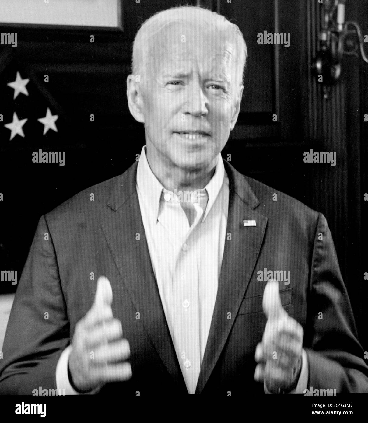 Wilmington, Delaware, Stati Uniti. 26 Giugno 2020. Un video del Vicepresidente JOE BIDEN che parla di proteggere e sviluppare l’Affordable Care Act, che l’amministrazione Trump sta esortando la Corte Suprema a invalidare. Se riuscì nei loro sforzi, circa 23 milioni di americani sarebbero lasciati senza assicurazione sanitaria durante la pandemia di COVID-19. Credit: Brian Cahn/ZUMA Wire/Alamy Live News Foto Stock