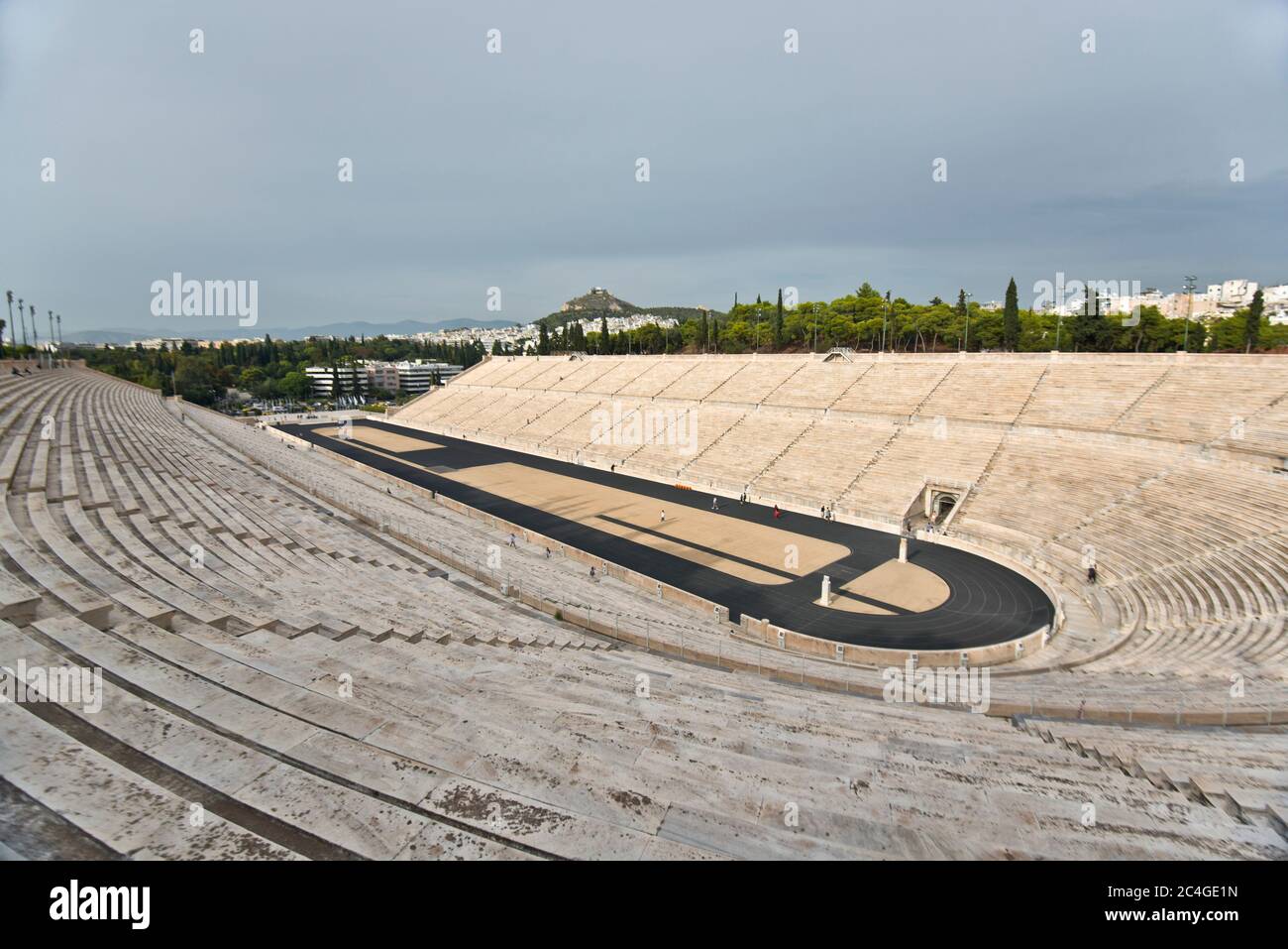 Stadio Olimpico Panathenaic: Vista grandangolare dalla cima degli stand. Atene, Grecia Foto Stock