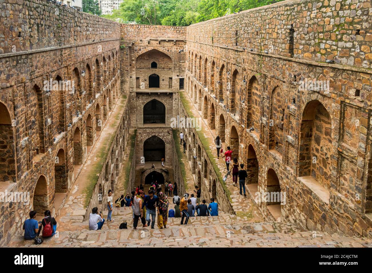 Agrasen ki baoli, Delhi, India; 16-ago-2019; un bel pomeriggio all'Agrasen ki Baoli Foto Stock