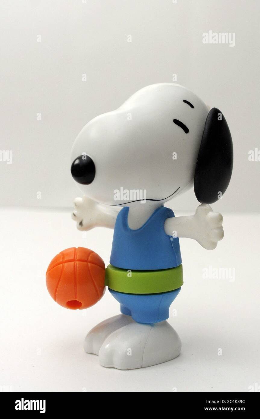 Snoopy con palla, giocattolo usato Foto Stock