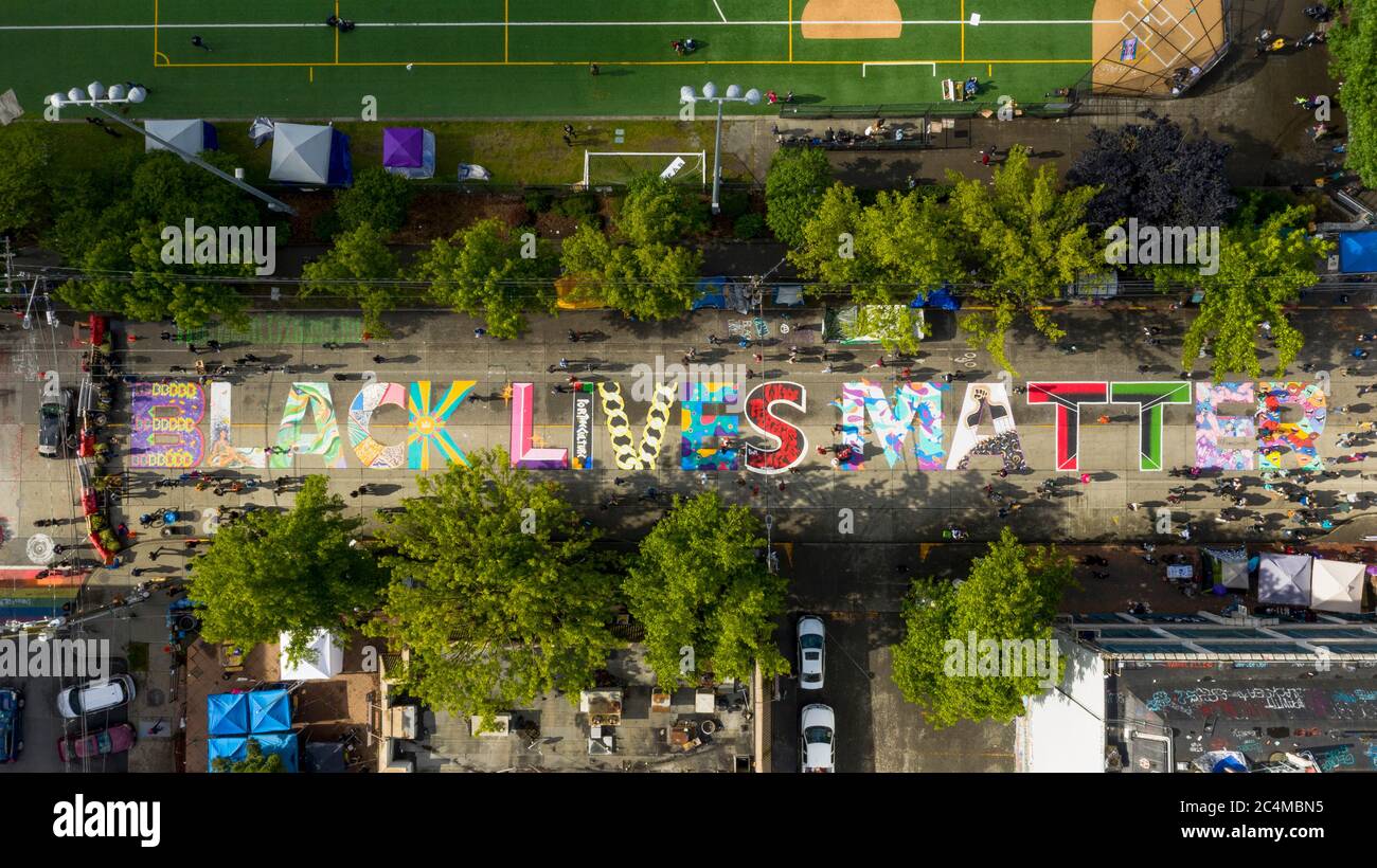 Dice che la materia nera di vite su Pine Street nella vernice nella zona di Chaz o Chop a Seattle Foto Stock