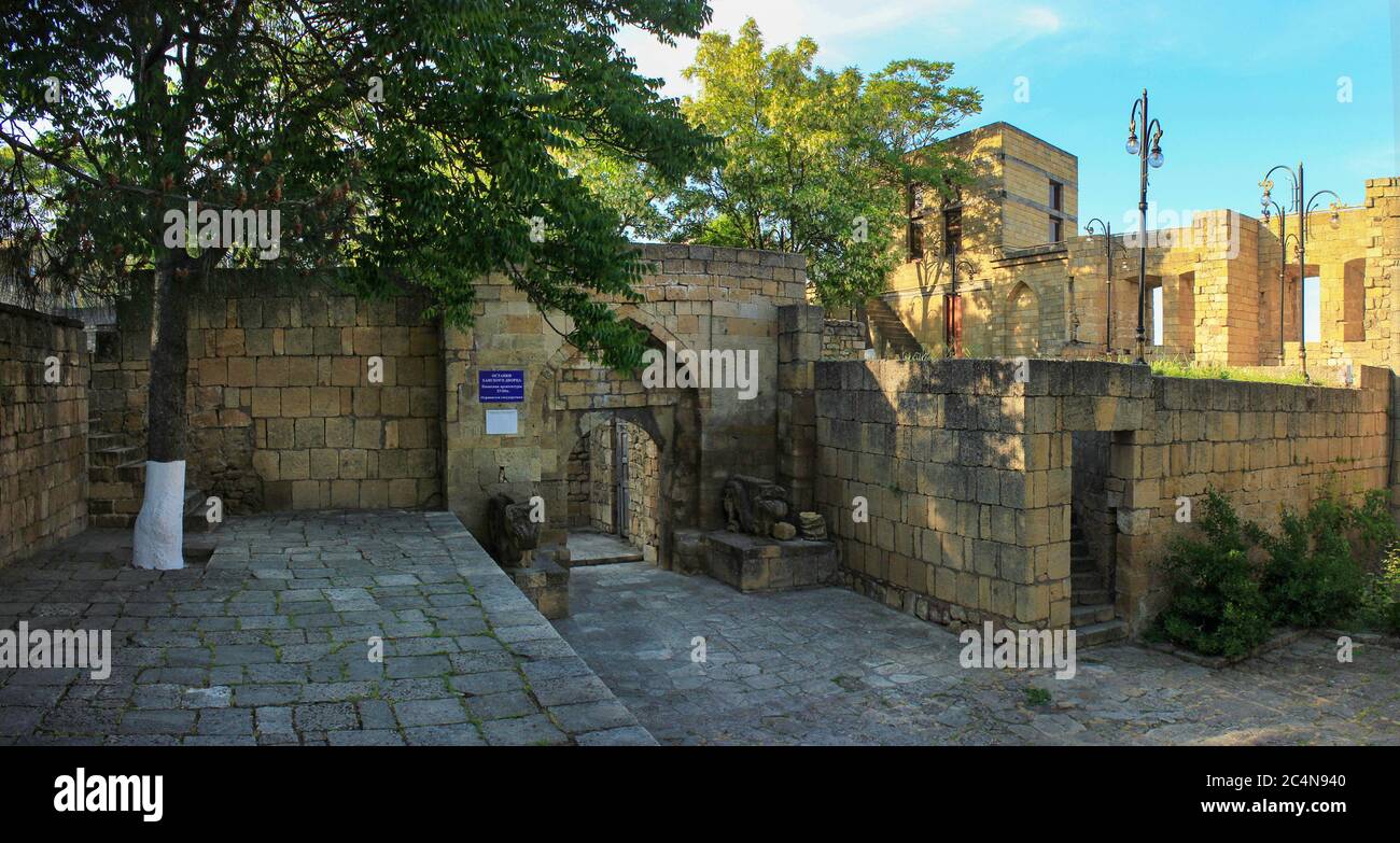 Derbent. Dagestan. Russia. 05/05/2018 anno. Palazzo Naryn Kala. I resti del palazzo khan. Monumento di architettura del 18 ° secolo. Nell'earl Foto Stock