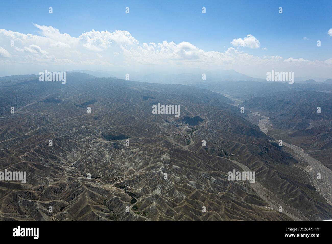 Modello di linea di montagna nella zona di Jalalabad, Afghanistan Foto Stock