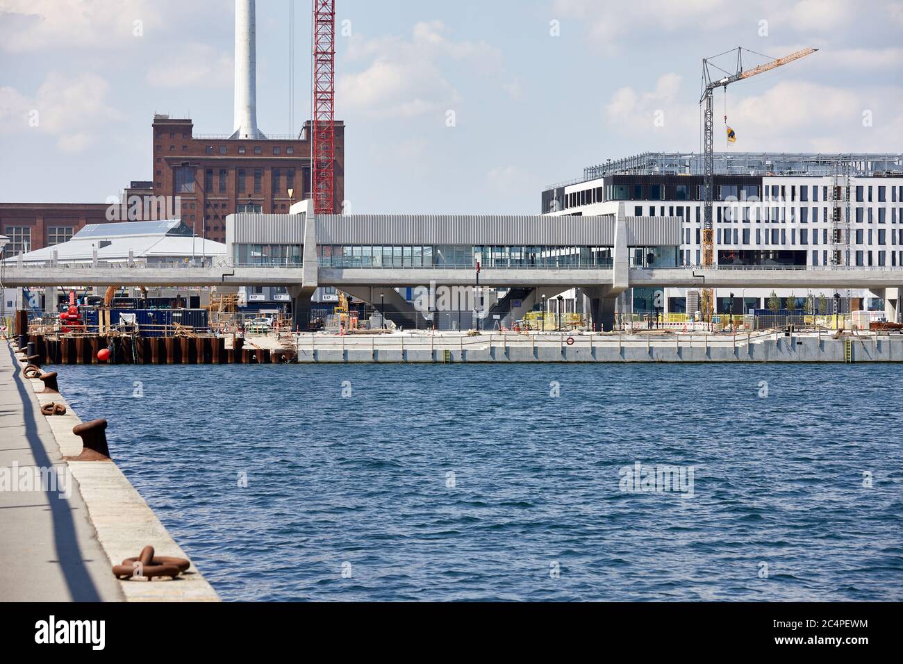 Orientkaj Station (Copenhagen Metro), progettato da Cobe + Arup, completato nel 2020; Copenhagen Nordhavn, Danimarca Foto Stock