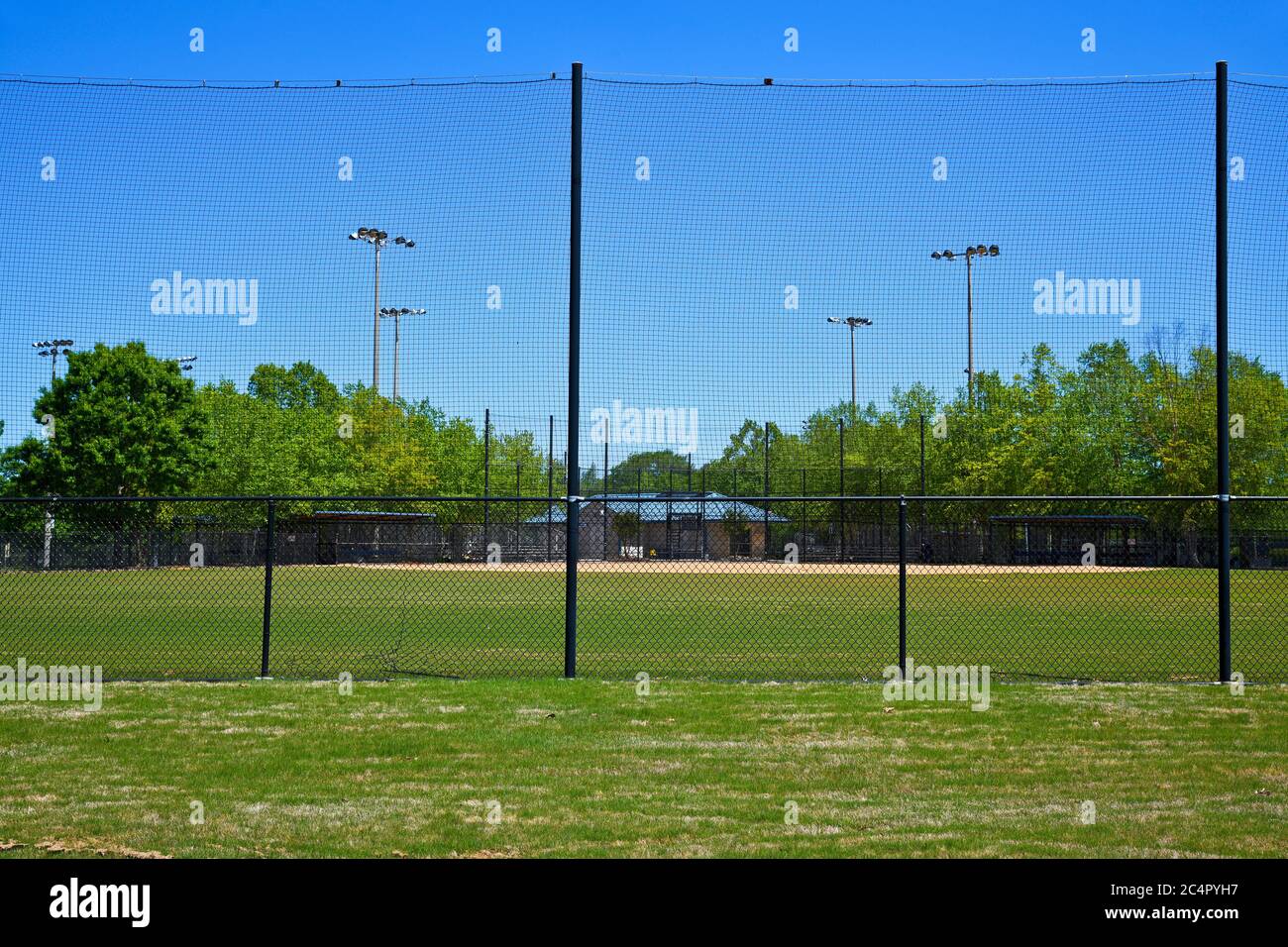 Campo di baseball vuoto chiuso a causa di Social Distancing durante il Covid-19 Pandemic negli Stati Uniti d'America Foto Stock