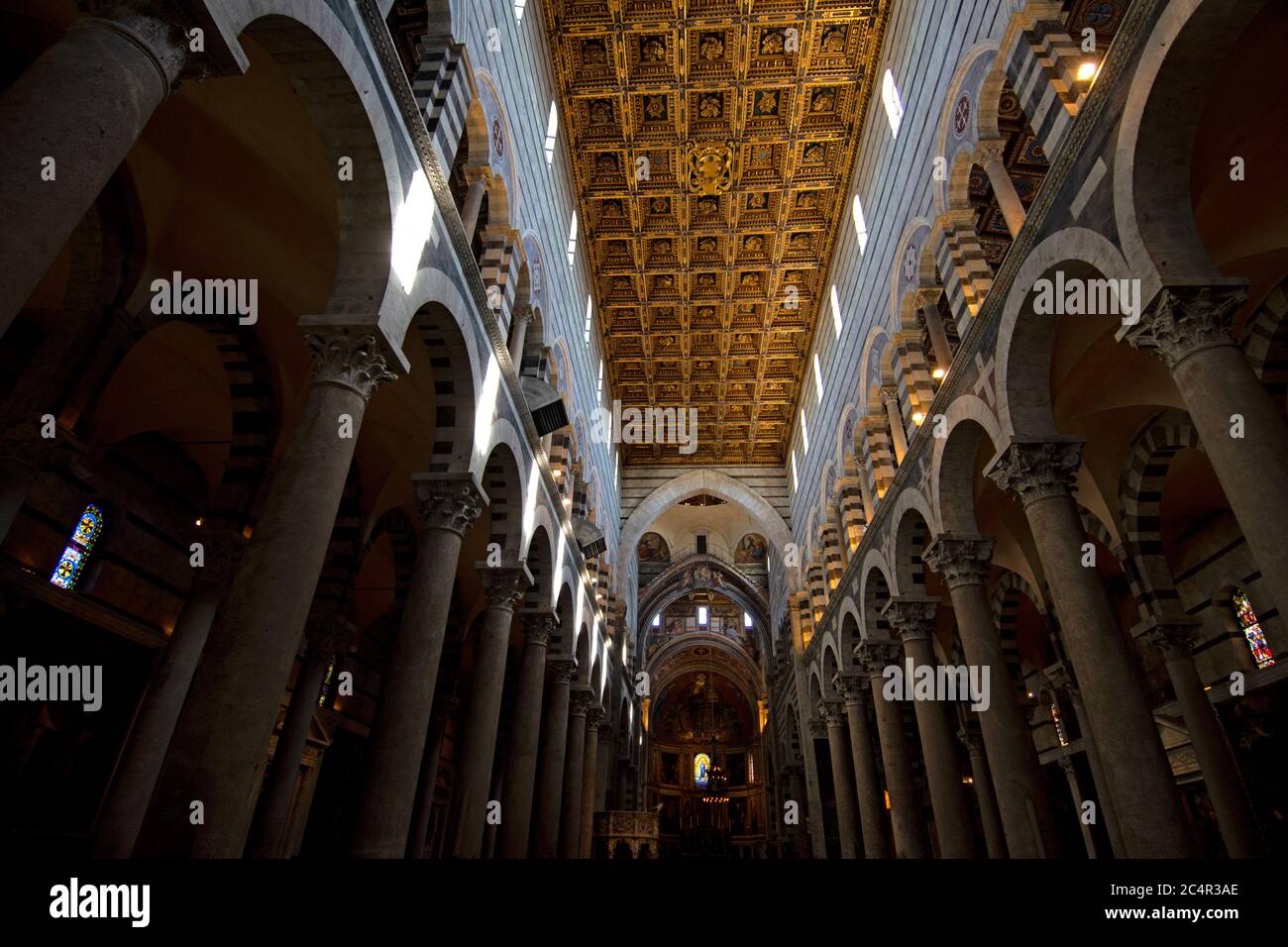 Soffitto della cattedrale di Pisa, patrimonio dell'umanità dell'UNESCO, Pisa, Toscana, Italia Foto Stock
