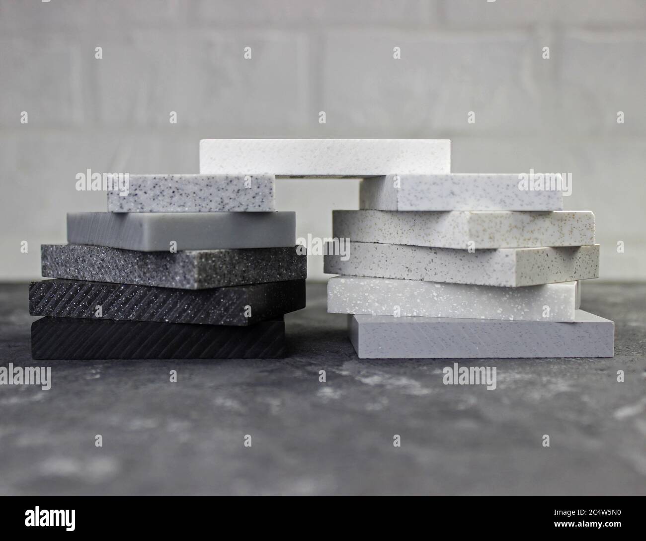 Lastre in marmo di lusso in pietra naturale per piani di cucina e pavimenti. Campioni di pietra per piani. Foto Stock