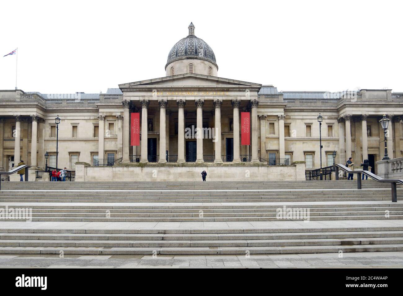 Londra, Inghilterra, Regno Unito. Trafalgar Square e la Galleria Nazionale all'inizio della crisi del Coronavirus, marzo 2020 Foto Stock