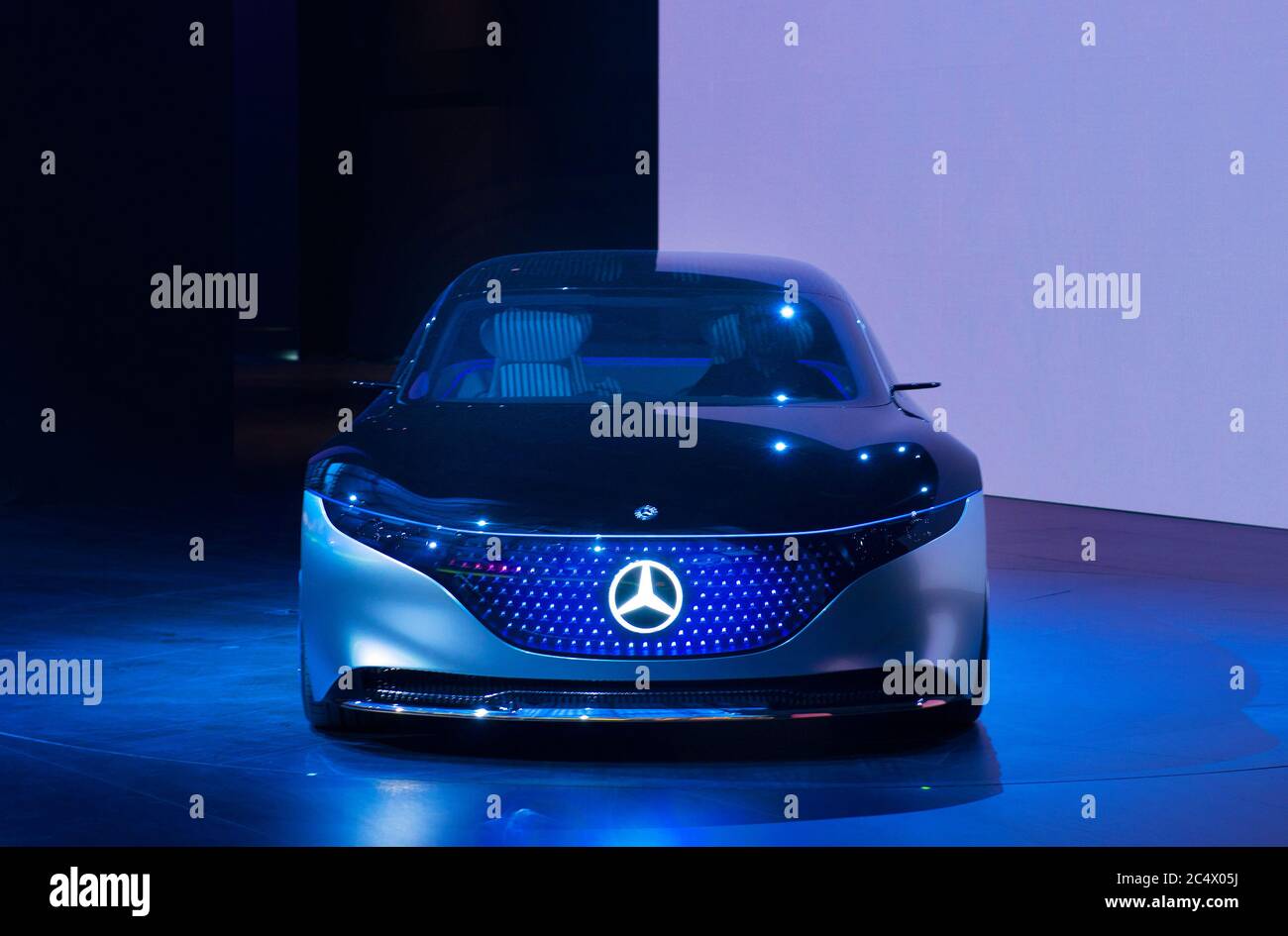 Francoforte, Germania - Sep 19, 2019: Mercedes Benz Vision lusso EQS concept car elettrica reveiled a Francoforte IAA Motor Show 2019. Foto Stock