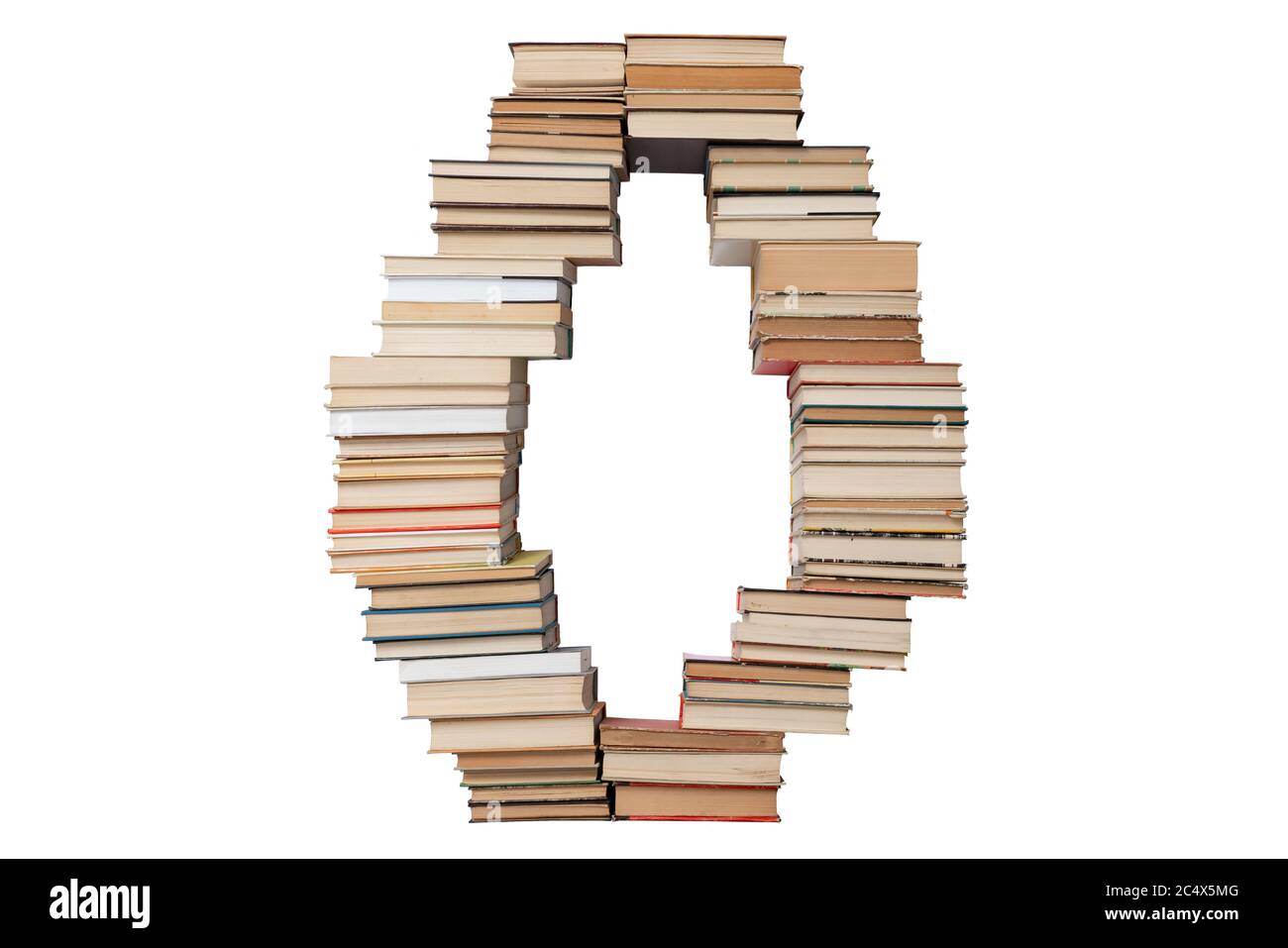 Lettera - o fatto di libri isolati su sfondo bianco. Libro mockup carattere lettera dall'alfabeto. Concetto di istruzione. Nessuno Foto Stock