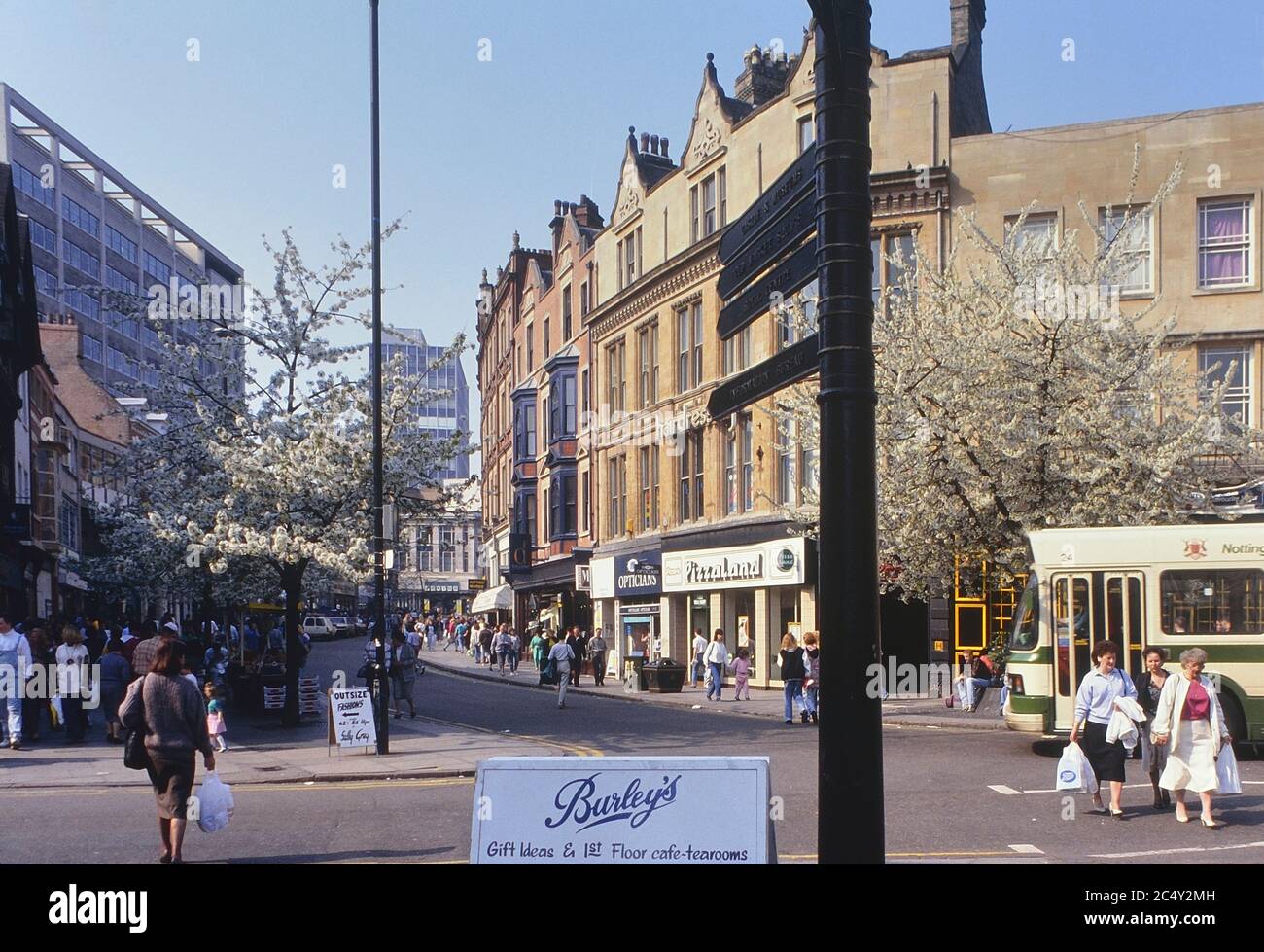 Wheeler Gate da St Peter's Square, Nottingham, Nottinghamshire, Inghilterra, Regno Unito. Circa anni '90 Foto Stock