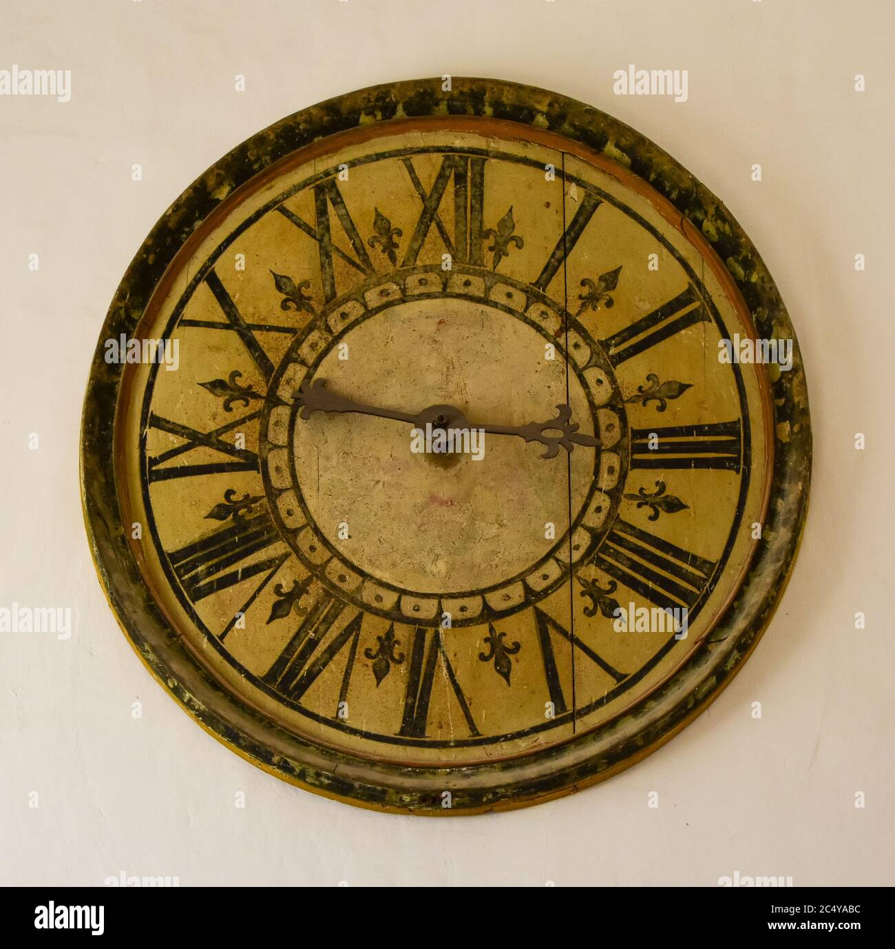 Un orologio da parete antico Foto Stock