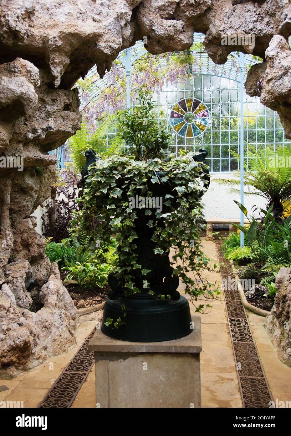 La romantica grotta nel Giardino Svizzero Foto Stock