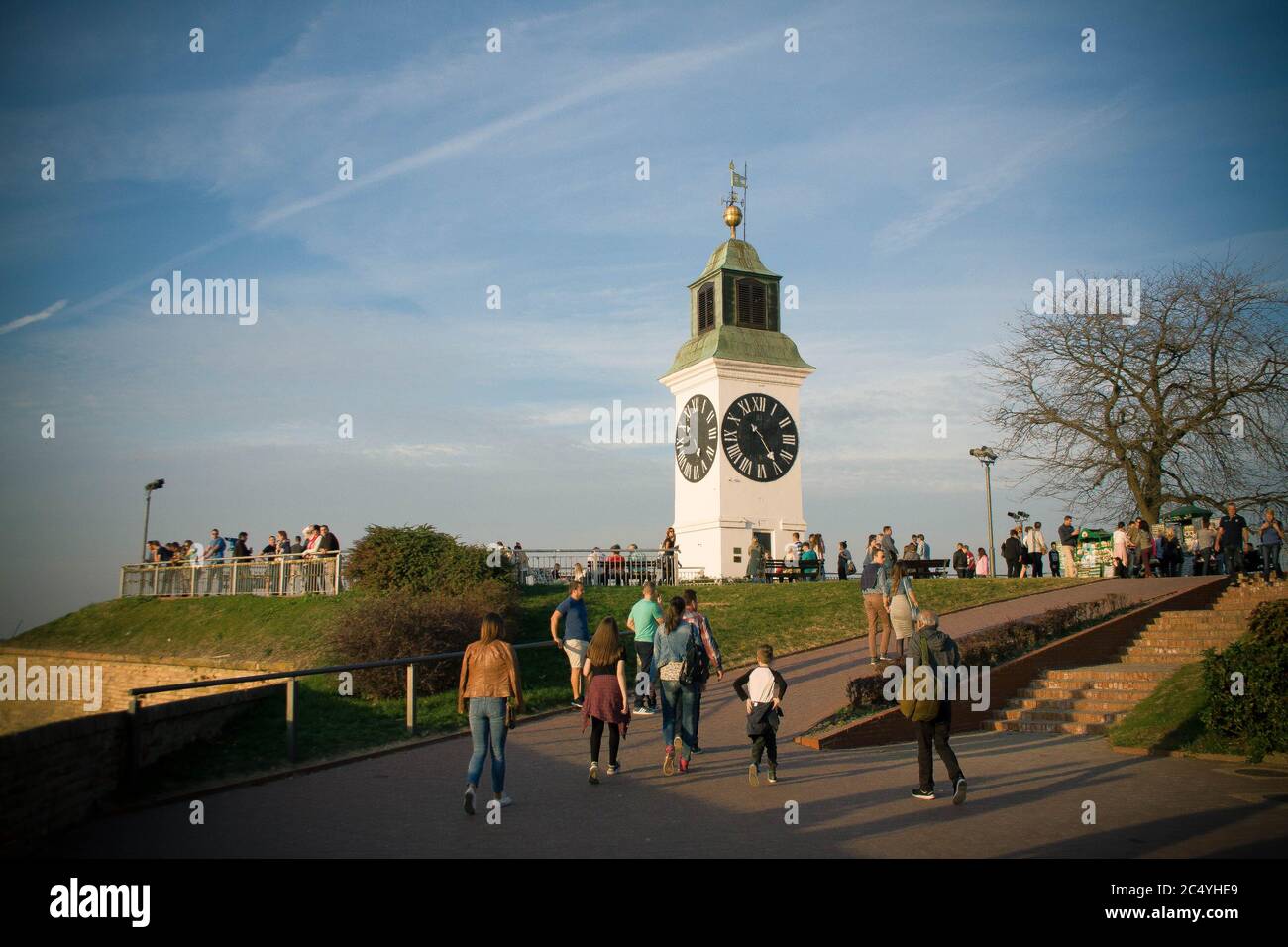 Torre dell'orologio nella fortezza di Petrovaradin, Novi Sad, Serbia Foto Stock