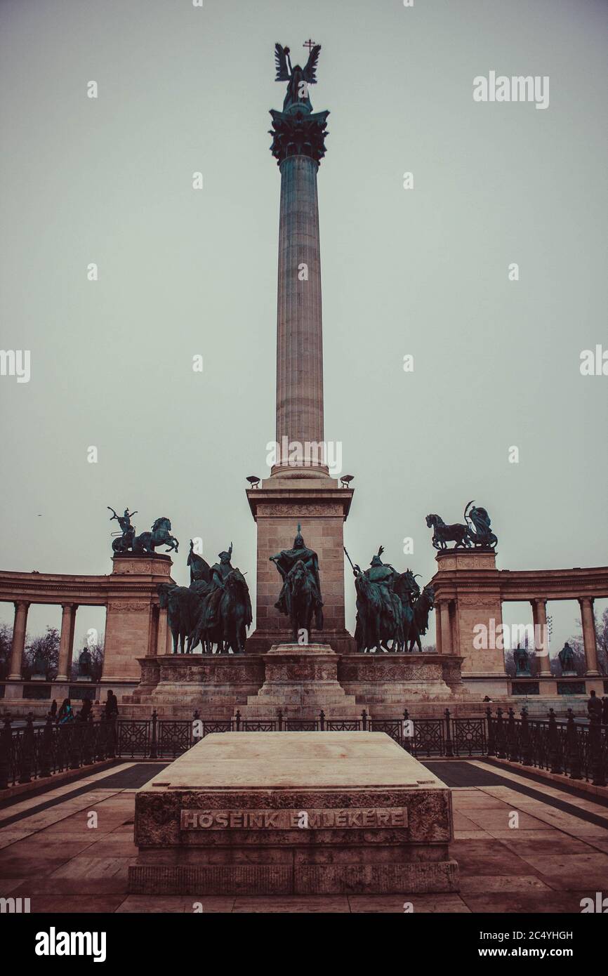 Piazza degli Eroi a Budapest, Ungheria Foto Stock