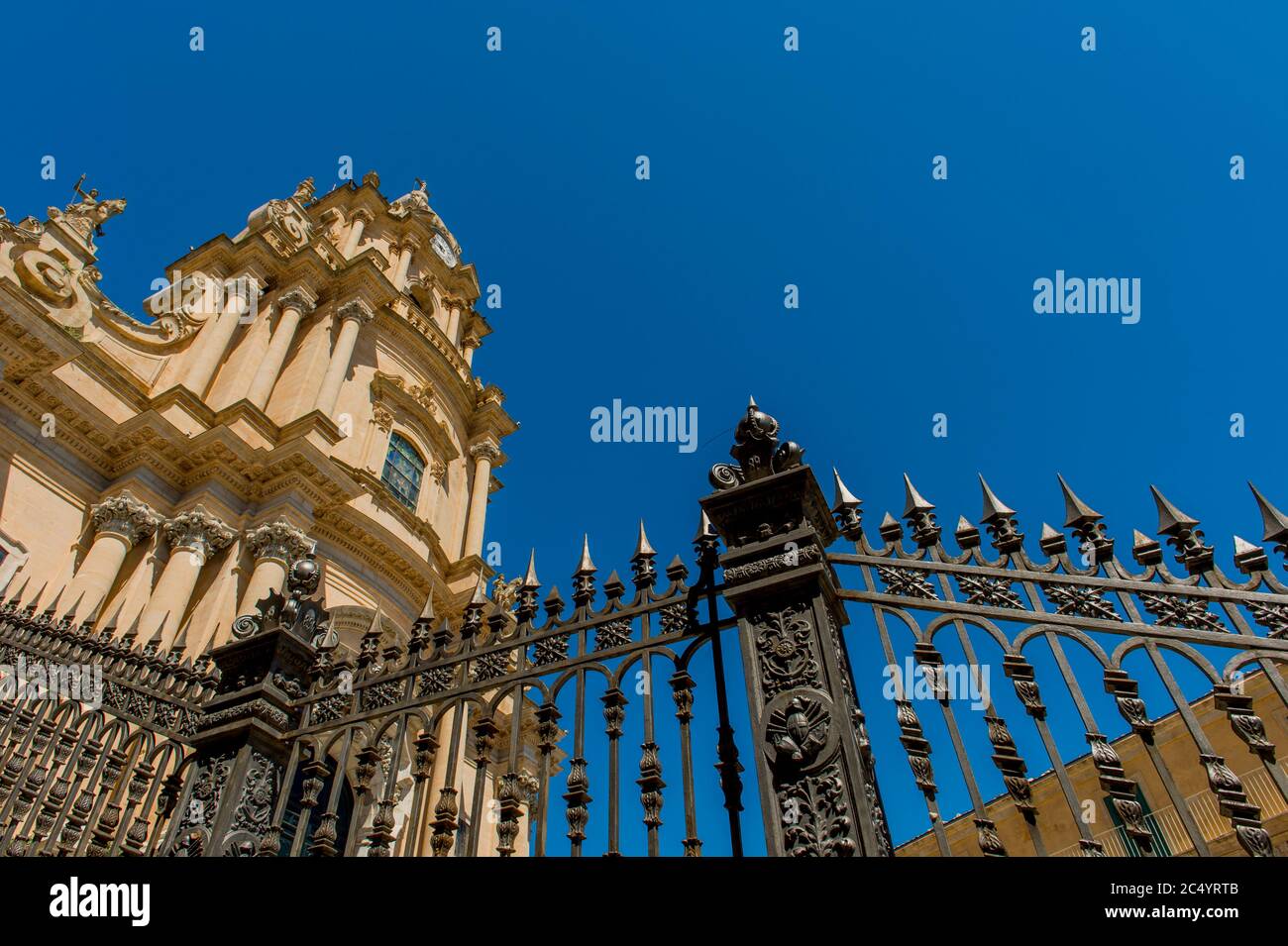 La Cattedrale di San Giorgio (San Giorgio) nella città di Ragusa Ibla, sull'isola di Sicilia in Italia. Foto Stock