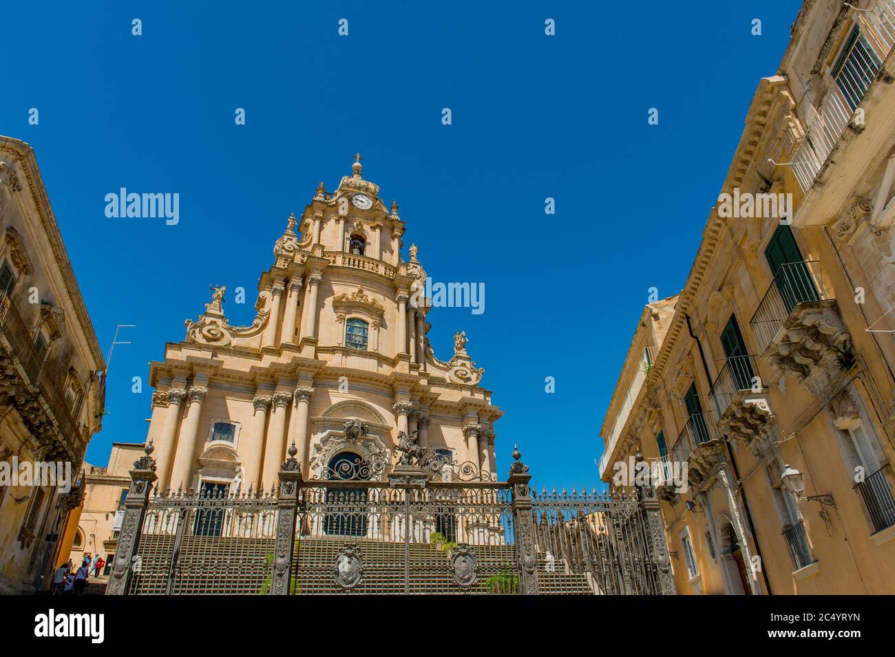 La Cattedrale di San Giorgio (San Giorgio) nella città di Ragusa Ibla, sull'isola di Sicilia in Italia. Foto Stock