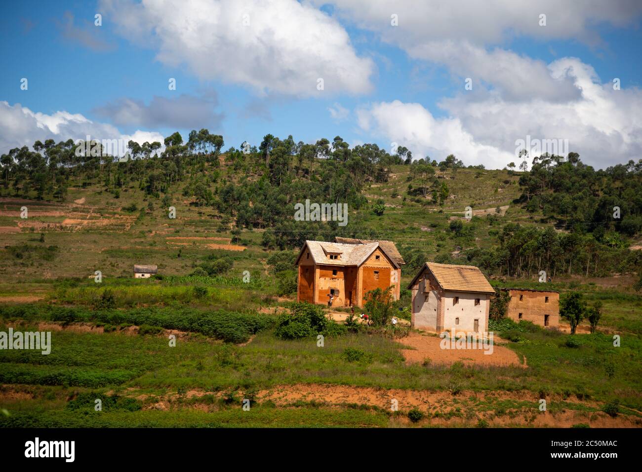 Case di gente del posto sull'isola di Madagascar Foto Stock