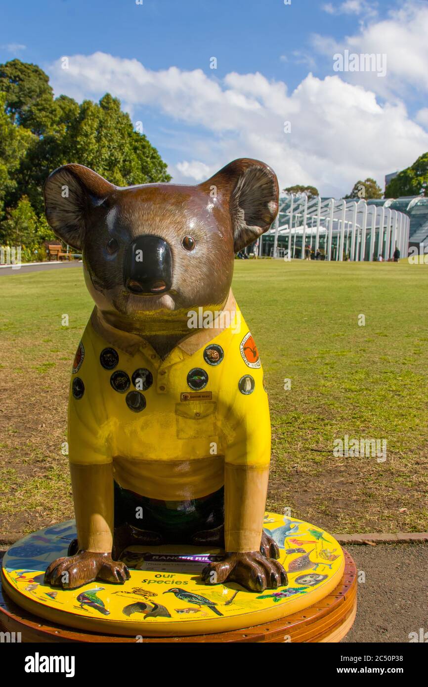 Sydney Australia 13 ottobre 2019. La statua Koala 'Ranger Riley' nei Giardini Botanici reali. Foto Stock