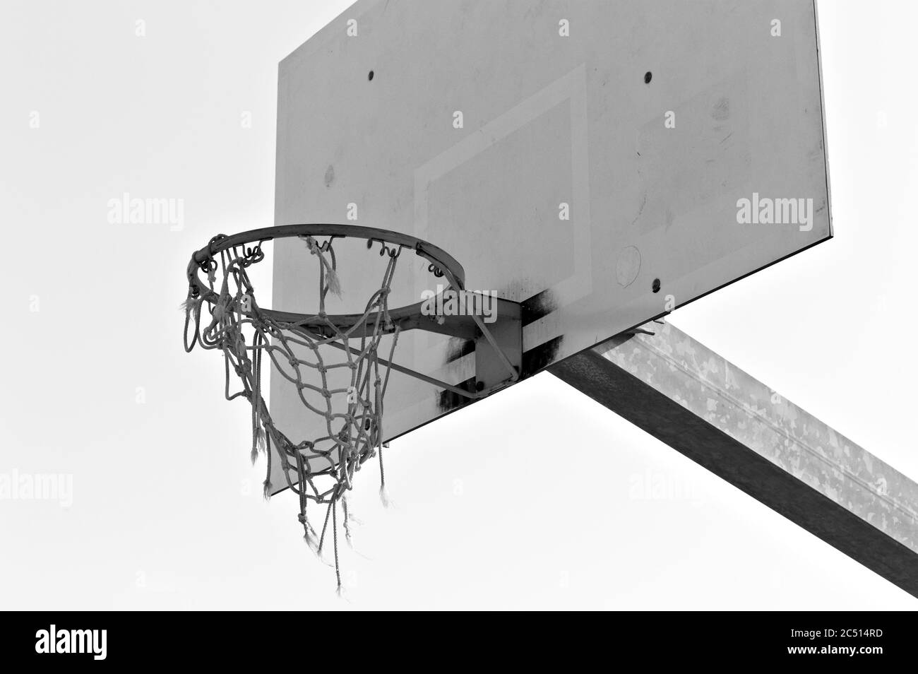 Canestro da basket con rete agganciata all'anello da basket (Pesaro, Italia, Europa) Foto Stock