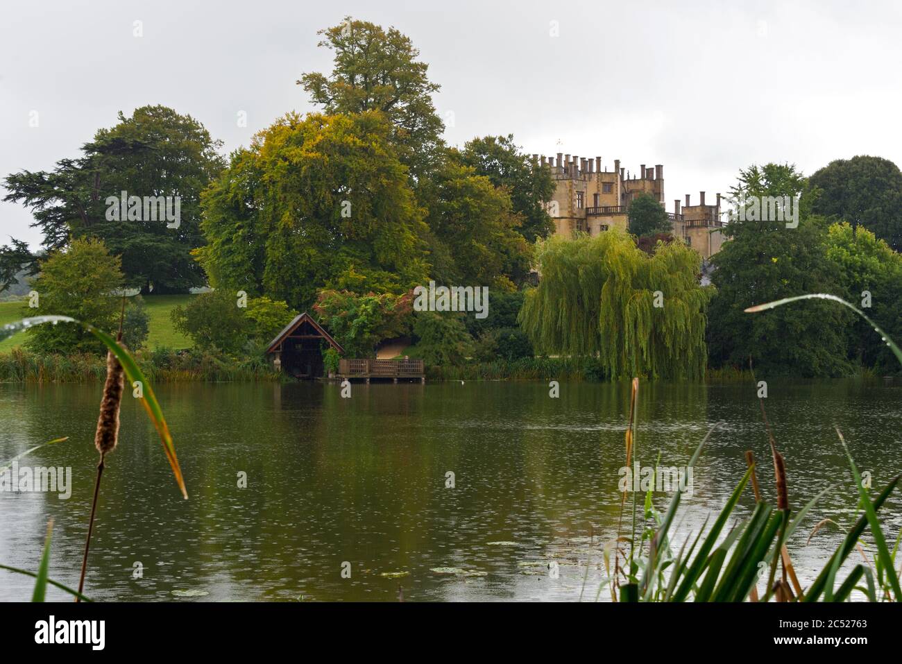 Sherbourne New Castle and Lodge, una residenza Tudor ed ex casa di Sir Walter Raleigh, ora parte della Digby Estate in Dorset Foto Stock