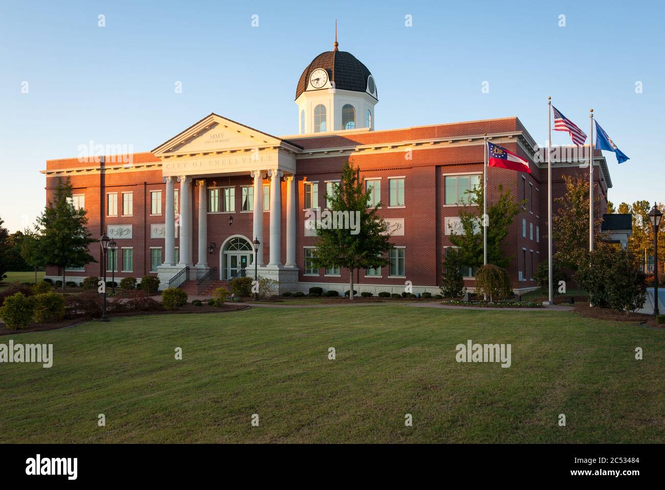 Il Municipio e il Tribunale di Snellville, Georgia, appena fuori Atlanta. (STATI UNITI) Foto Stock