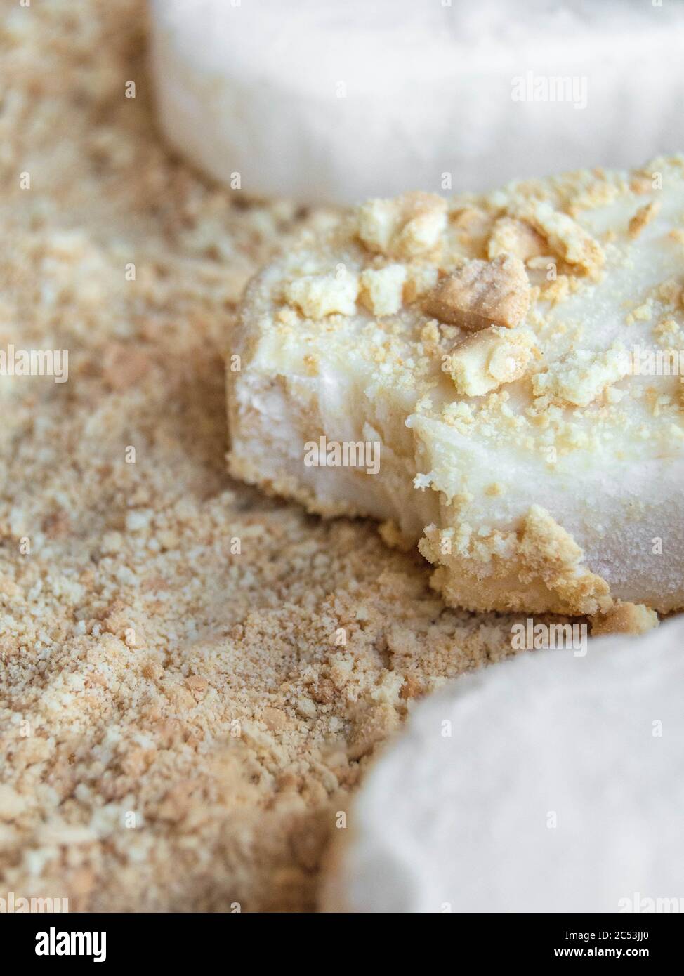 Gelati al gusto di lime con biscotti sbriciolati Foto Stock