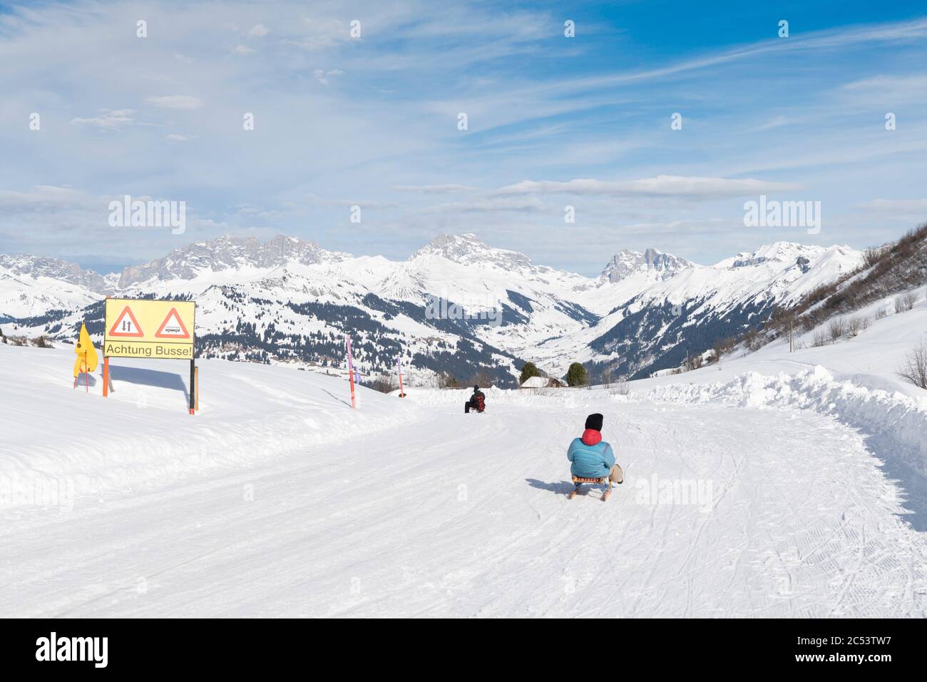 Piste da sci e slittino sul Fideriser Heubergen, nel cantone di Graubünden, Svizzera Foto Stock