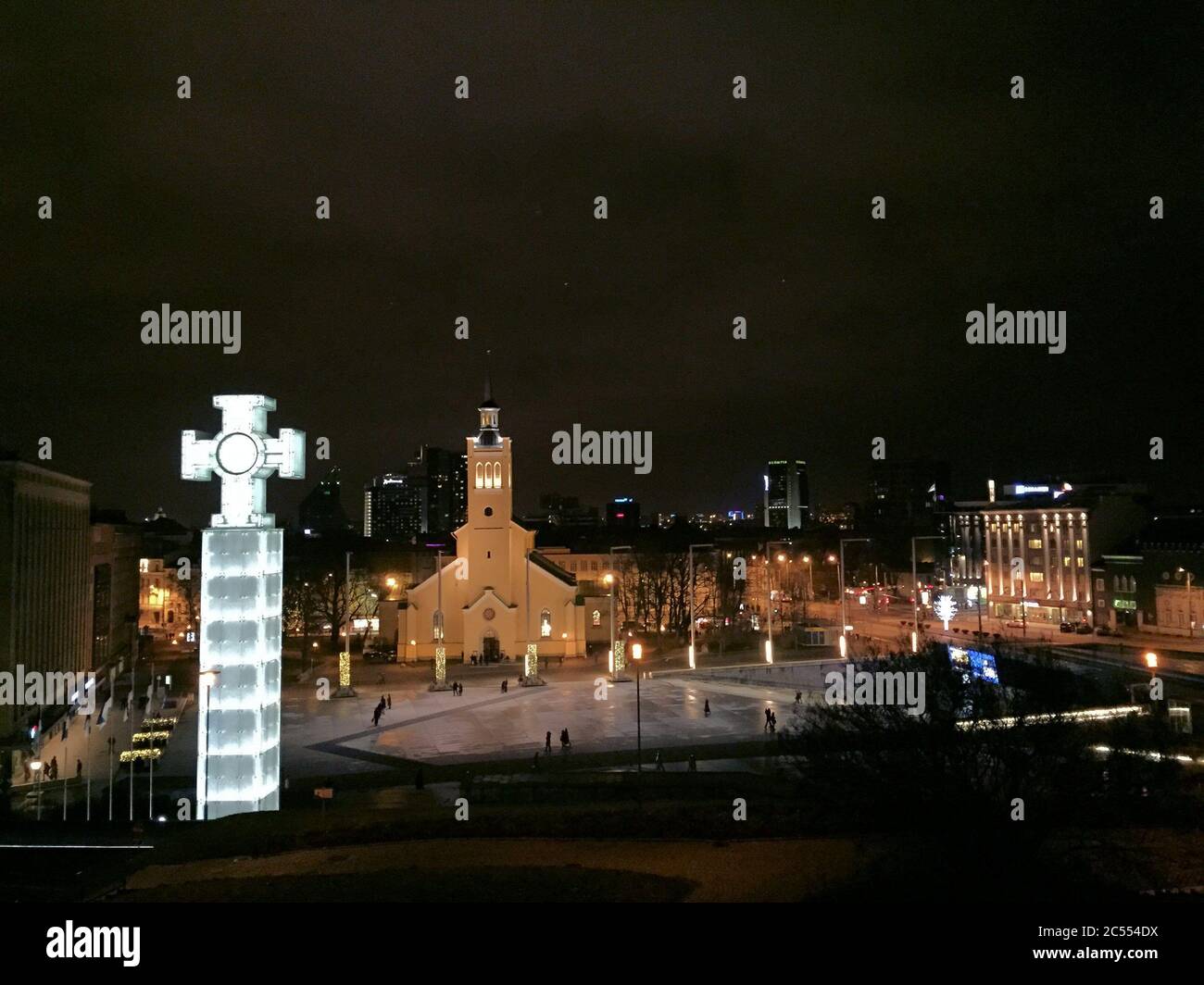 Serata di Natale a Tallinn di notte Foto Stock