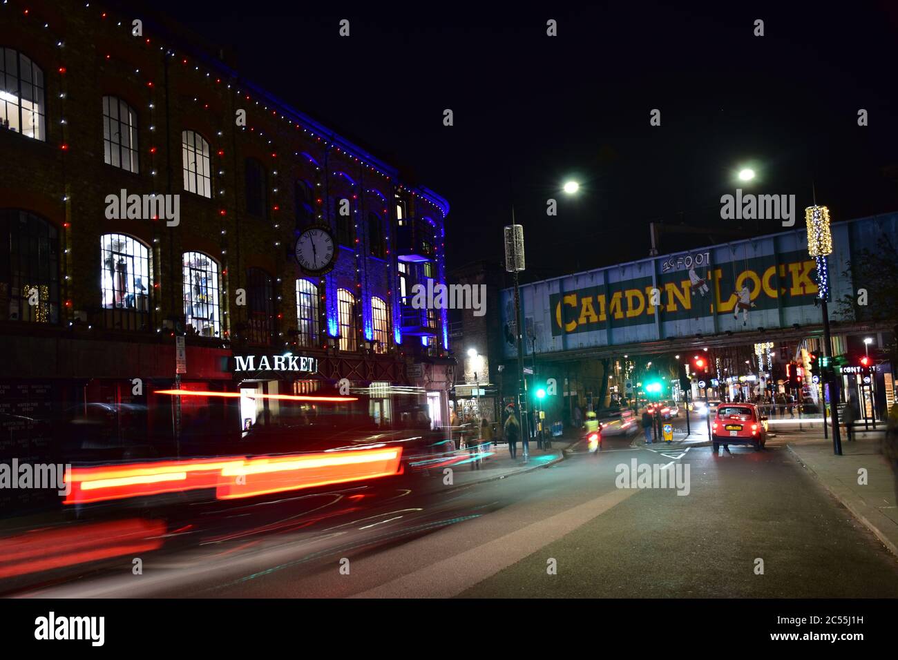 Londra Camden Town di notte Foto Stock