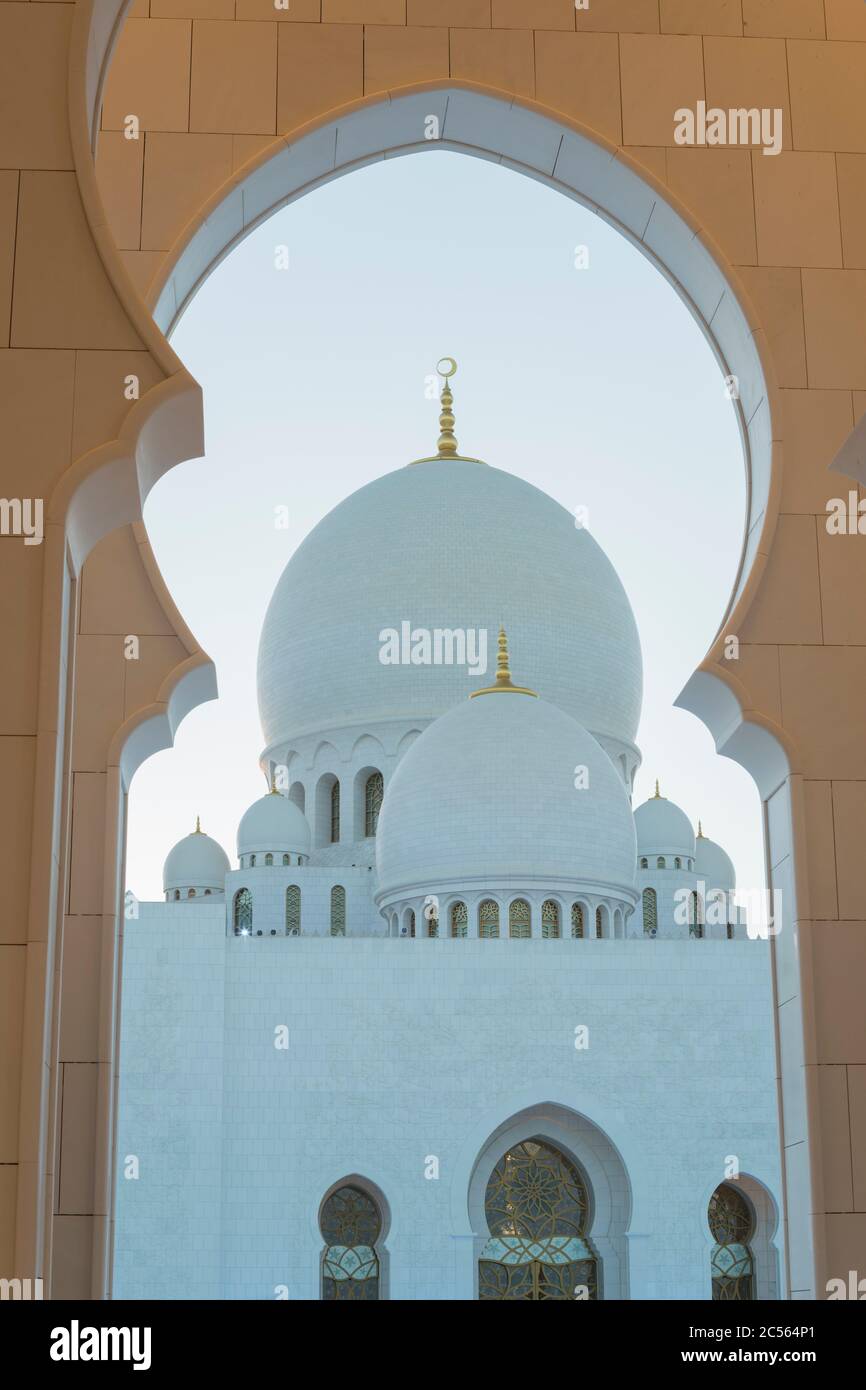 Sheikh Zayed Grande Moschea di Abu Dhabi, Emirati Arabi Uniti Foto Stock