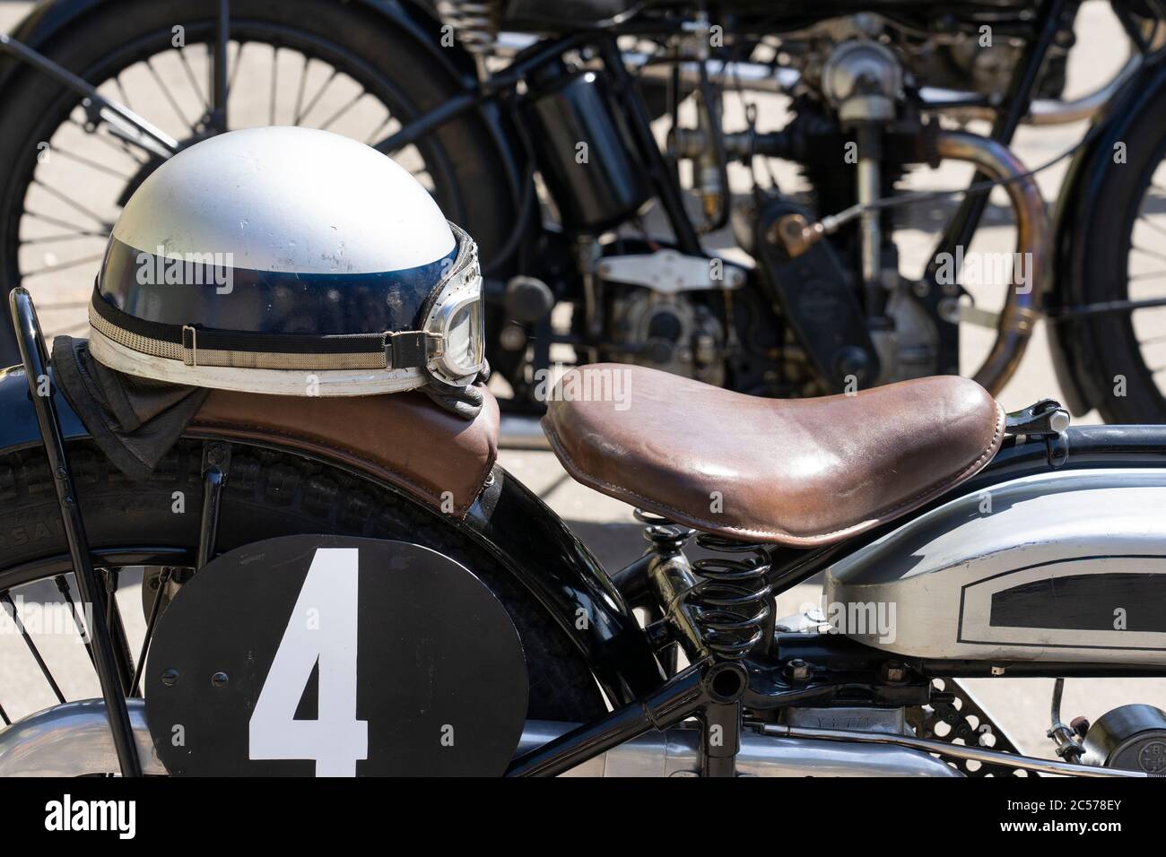 Vecchie Moto classiche alla mostra motociclistica Foto Stock