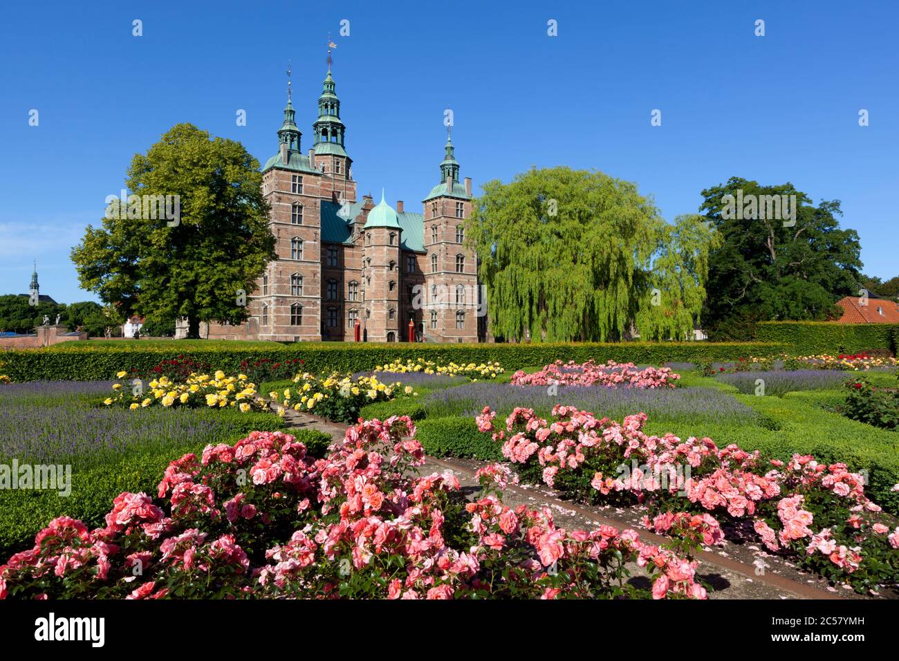 Rosenborg Slot (castello), costruito come casa estiva di 1606-1634 per Christian 4th, e il Giardino delle Rose Foto Stock