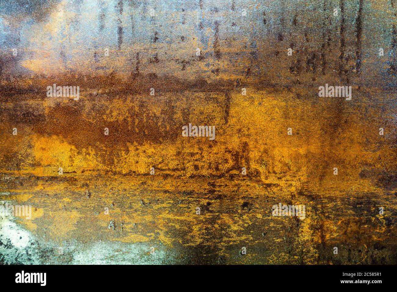 Pietra arrugginita marrone o grana della superficie metallica. Arte astratta sfondo Foto Stock