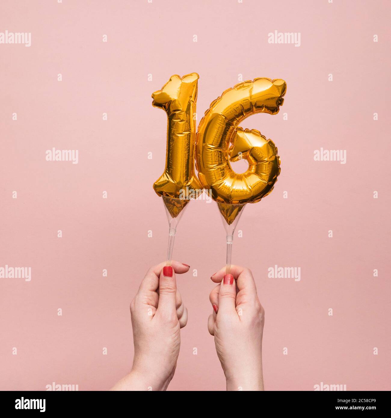 Sixteen birthday balloon immagini e fotografie stock ad alta