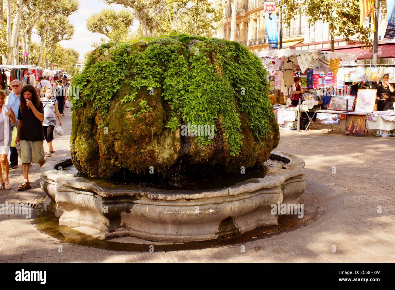 Aix-en-Provences, Lourmarin, Francia, Lavanda, Bocche del Rhône, le Moulin de Lourmarin, Aix en Provences, mercato, Chateau de Lourmarin, Sud. Foto Stock