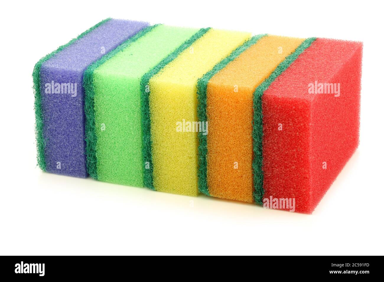 tamponi abrasivi colorati su sfondo bianco Foto Stock