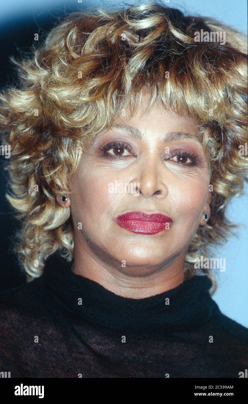 Tina Turner al Twent Four Seven album e tour conferenza stampa a Parigi il 27 ottobre 1999 Foto Stock